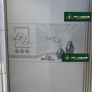 Gạch ốp tường 4700 40x80 thân